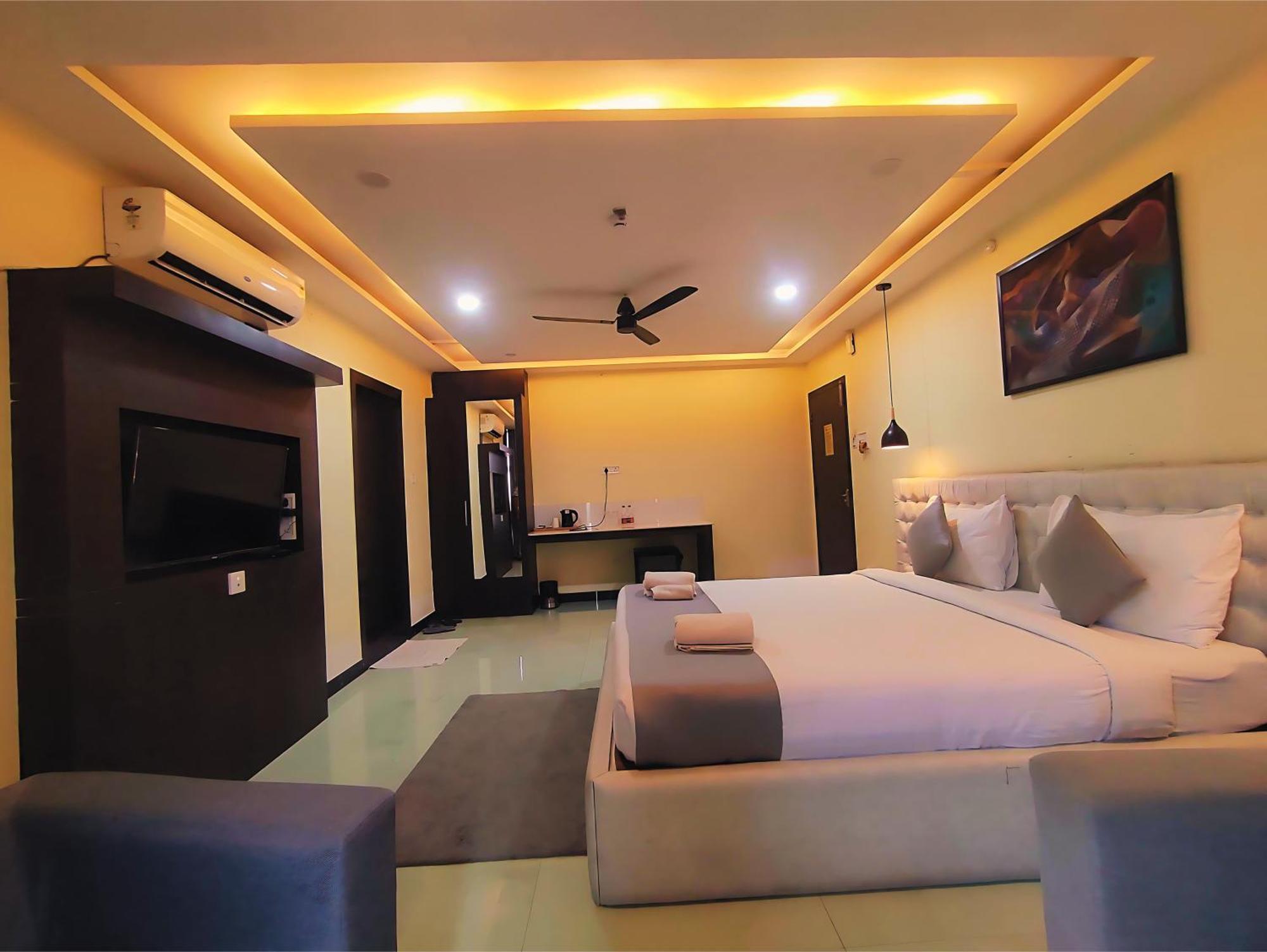 Hotel Papilio Māldah Dış mekan fotoğraf